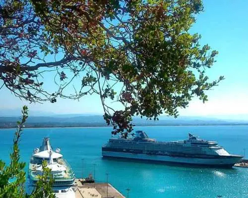 Olympia: Private transfer from Katakolon port｜Greece