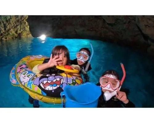 [Okinawa Main Island, Maenada] Snorkeling for three generations of family! Suitable for children aged 1.5 years and up.