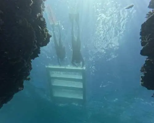 【沖縄・宮古島】宮古島シュノーケルボードツアー・泳げなくても、子供でも大丈夫！ボードに掴まるだけで最高のシュノーケル体験