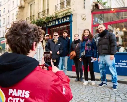Notre-Dame Quarter & Louvre museum Guided Tour | Paris