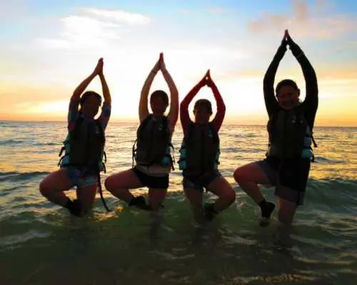 [Okinawa/Nago] Sunset SUP experience on a private tour for "only one group" ☆ All photos taken will be given to you! Equipment rental is free!
