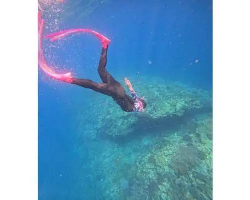 【沖縄本島/アメリカンビレッジ近く・北谷/読谷】夏限定❤️１組貸切のサンセットスキンダイビング✨海に沈む夕日を眺めながら神秘的な海の世界を