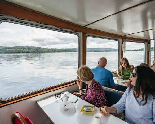 From Edinburgh: Loch Lomond, Stirling Castle & Kelpies Tour｜United Kingdom