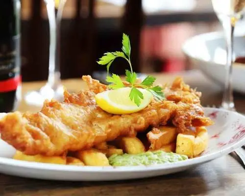 London: Windsor, Stonehenge & Bath with 14th-Century Pub｜United Kingdom
