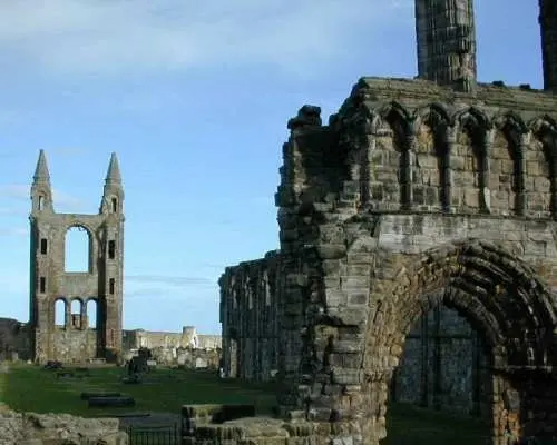 Edinburgh: Tour tham quan Stirling, Whisky và St Andrews bằng tiếng Tây Ban Nha | Vương quốc Anh