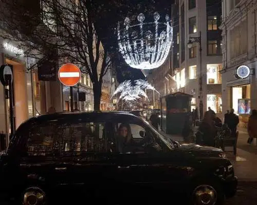London: Christmas Lights Tour in a Black Cab｜United Kingdom