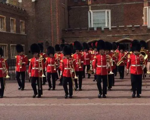 London: British Royalty Walking Tour｜United Kingdom
