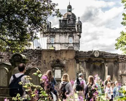 Edinburgh: Full City Tour & Johnnie Walker Whisky Experience｜United Kingdom