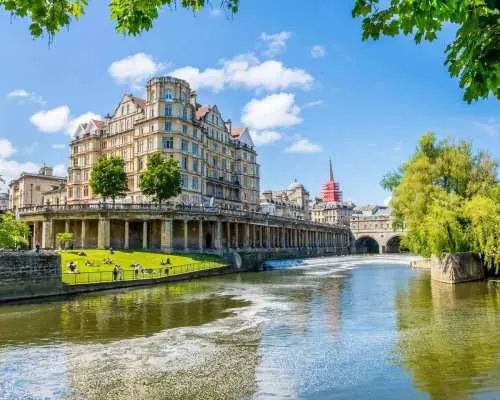 London: Stonehenge and Bath Guided Full-Day Tour｜United Kingdom