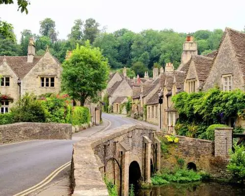 From Bath: Stonehenge, Avebury & The Cotswolds (Small Group)｜United Kingdom