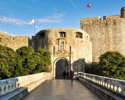 Kings & Dragons: A Game of Thrones Private Tour in Dubrovnik｜Croatia