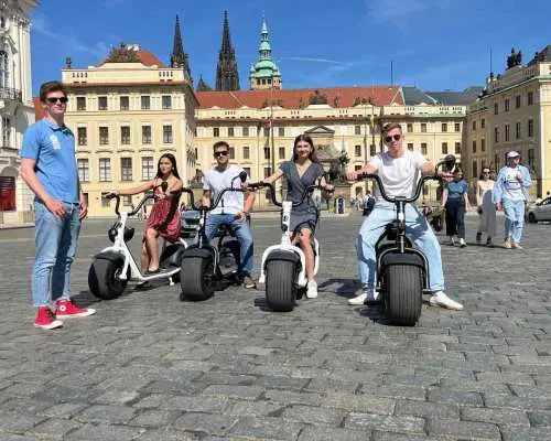 Prague: 3-Hour Fat Tire E-Scooter Tour｜Czechia