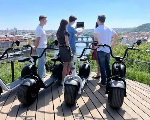 Prague: 3-Hour Fat Tire E-Scooter Tour｜Czechia
