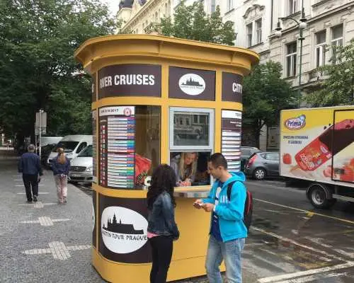 Prague: Bus & Boat Sightseeing Tour｜Czechia