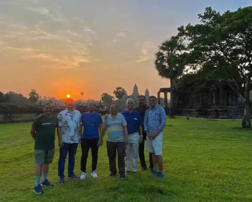 Siem Reap: Angkor Wat Small-group Sunrise or Sunset Tour｜Cambodia