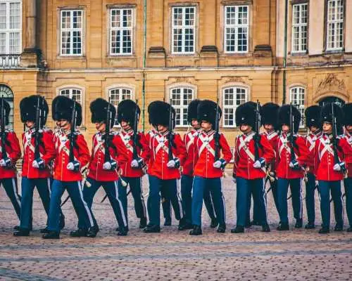 Copenhagen: Guided City Highlights Tour｜Denmark