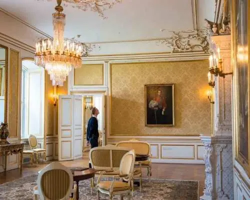 Copenhagen: Amalienborg Tour in Spanish with tickets｜Denmark