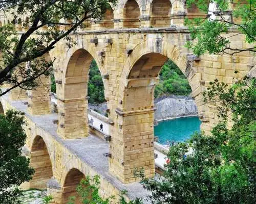 Pont du Gard, Uzès & Nîmes: Half-Day Tour with Entry Fees｜France