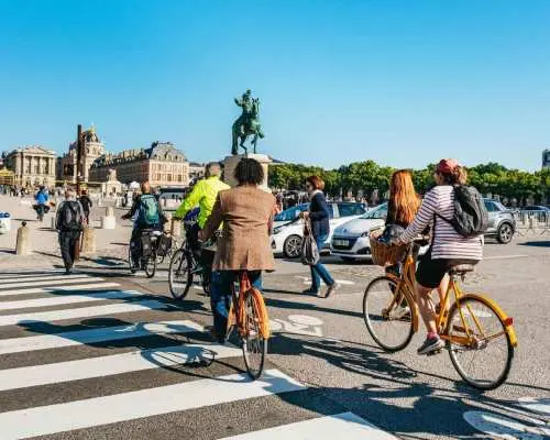From Paris: Skip-the-Line Palace of Versailles Bike Tour｜France
