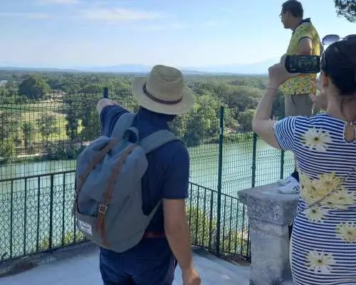 Avignon, Saint-Rémy, Les Baux & Pont du Gard Full Day｜France