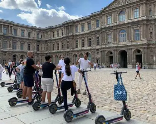 Paris: Small-Group E-Scooter Tour with a Local Guide｜France