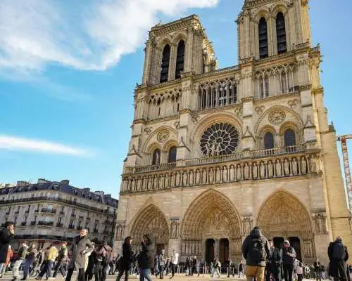 Paris: Notre-Dame Professional Guided Tour with Free Entry｜France