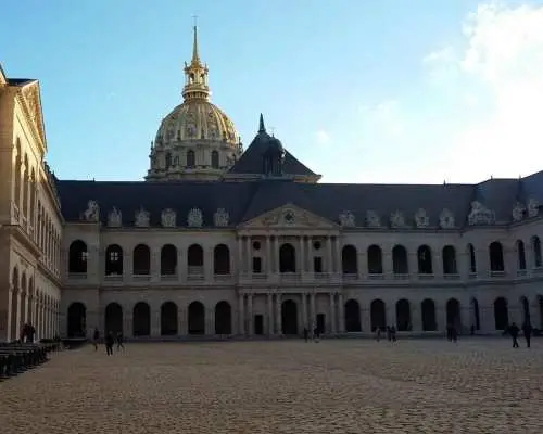 Paris: Plein Air Sketching Course, Drawing & Watercolor｜France