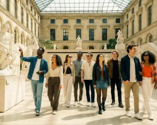 Louvre Priority Access Mona Lisa & Museum Icons Guided Tour｜France