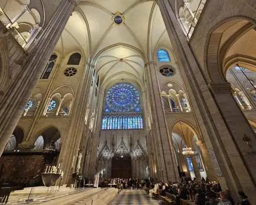 Paris: Notre-Dame Cathedral Guided Tour with Optional Cruise｜France