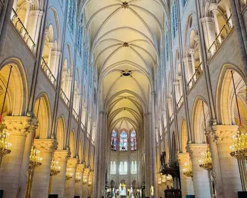 Paris: Notre-Dame Cathedral Guided Tour with Optional Cruise｜France