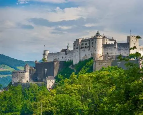 From Munich: Salzburg, St. Wolfgang, and the Salzkammergut｜Germany
