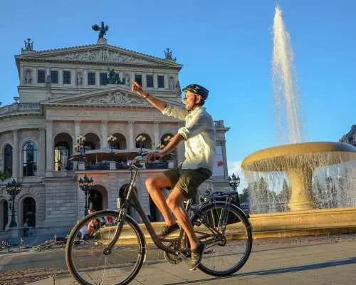 Frankfurt: Guided Bike Tour｜Germany