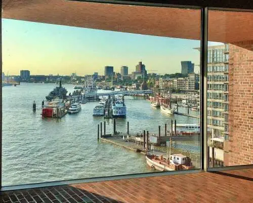 Hamburg: Elbphilharmonie Plaza, Highlights & Surroundings｜Germany