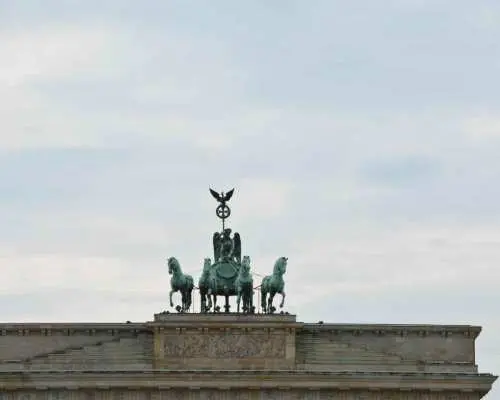 Berlin: Historical Sights & Berlin Wall Tour with a Berliner｜Germany