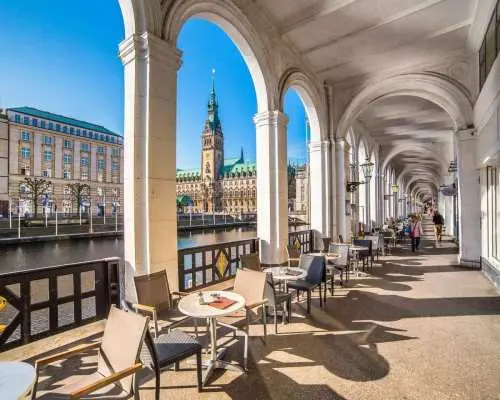 Hamburg: Old Town & Speicherstadt Private Walking Tour｜Germany