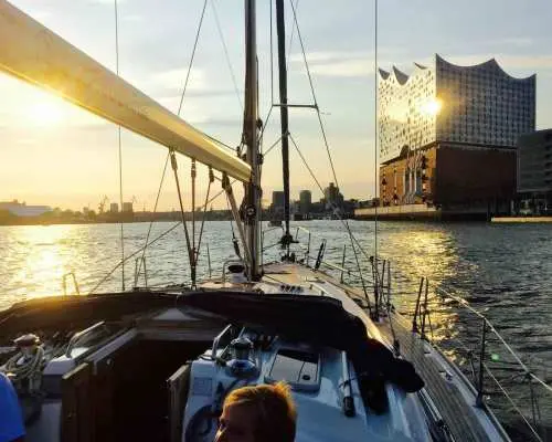Sailing trip ''the Elbe by night", Hamburg/Elbe｜Germany