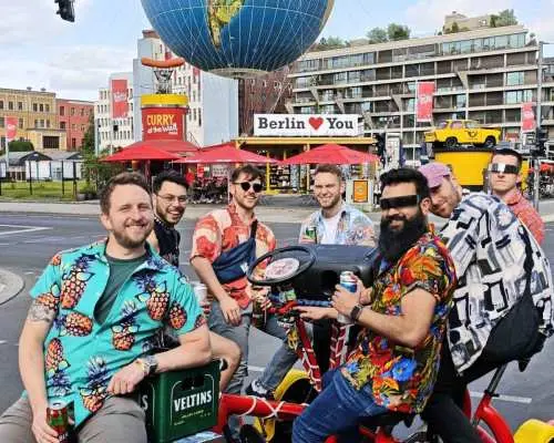 Beer Bike & Party Bike: Unforgettable Berlin City Tour with Pick-up｜Germany