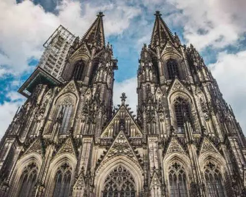 Cologne Walking Tour with a Local｜Germany