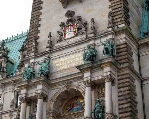 Hamburg: Historic WW2 Walking Tour & Panorama in Small Group｜Germany