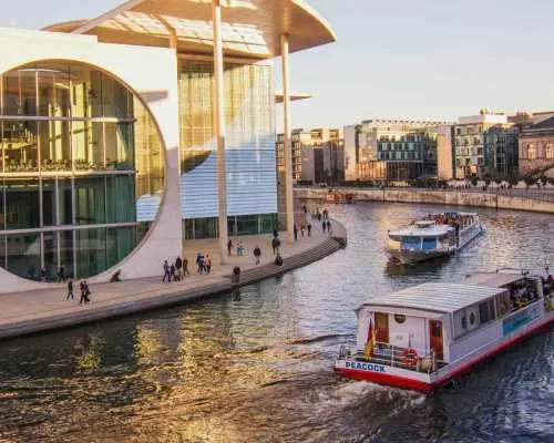 Berlin: Private Walking Tour with Hidden Gems｜Germany