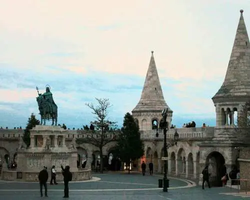 BloodThirsty Hungary: Walking tour & Dark Historical Stories｜Hungary