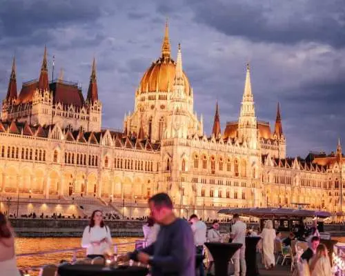 Budapest: Cruise Unlimited Aperol and Prosecco｜Hungary