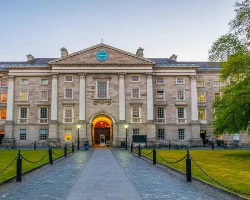 Private Dublin Tour with Trinity College & Old Library｜Ireland