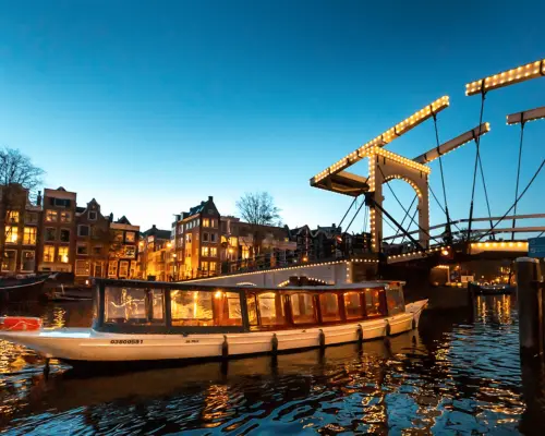 Amsterdam: Evening (Sunset) Canal Cruise with Bar on Board｜Netherlands