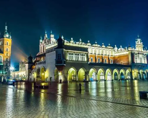 From Warsaw: Krakow Sightseeing Tour by Express Train｜Poland