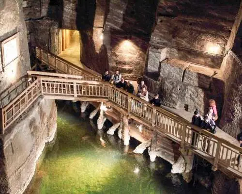 จากคราคอฟ: ทัวร์เหมืองเกลือครึ่งวันและโรงงานของชินด์เลอร์ | โปแลนด์