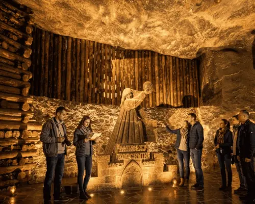 Krakow: Wieliczka Salt Mine Fast-Track Ticket & Guided Tour｜Poland