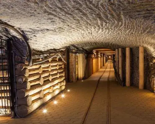 Kraków: Wieliczka Salt Mine Guided Tour with Transfer｜Poland