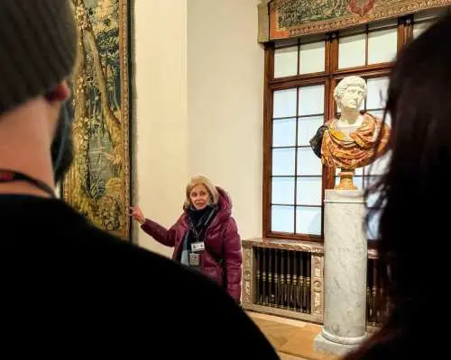 Krakow: Guided Wawel Tour, Lunch, and Vistula River Cruise｜Poland