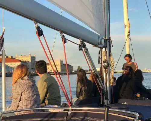 Lisbon 2-Hour River Cruise｜Portugal